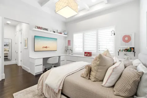 9105 Pintura Way Boca Raton FL 33496