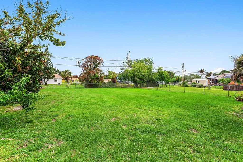 2937 SE Ironton Avenue Port St Lucie FL 34952