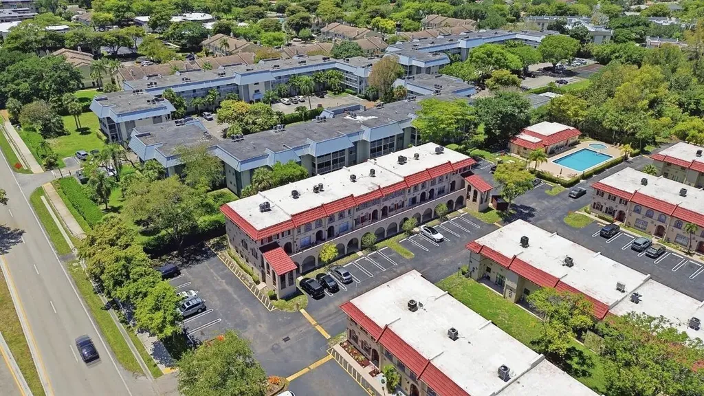3050 N Riverside Drive Coral Springs FL 33065