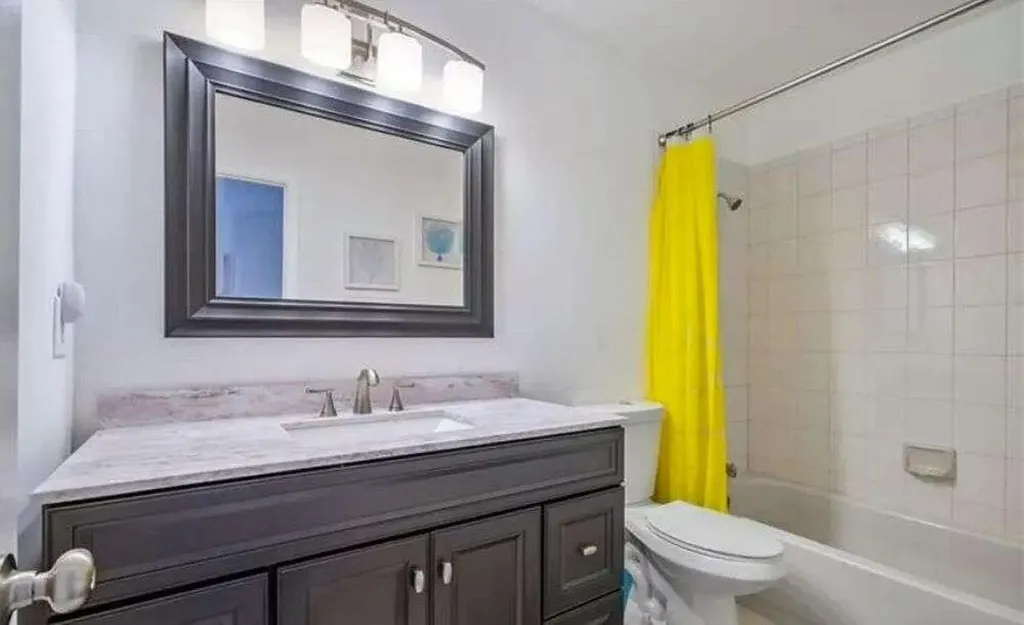 9231 W Sunrise Boulevard Plantation FL 33322