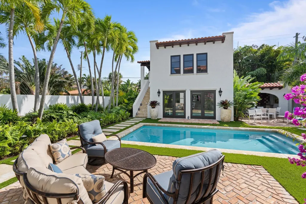 112 Roosevelt Place West Palm Beach FL 33405