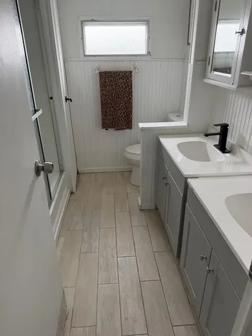 8570 SW 21st Street Davie FL 33324