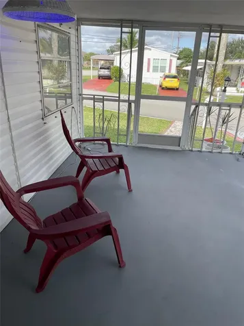 8570 SW 21st Street Davie FL 33324