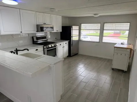 8570 SW 21st Street Davie FL 33324