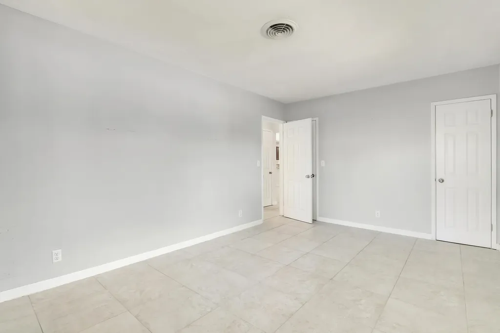 2620 NE 25th Street Lighthouse Point FL 33064