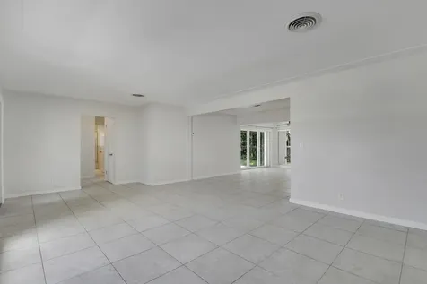 2620 NE 25th Street Lighthouse Point FL 33064