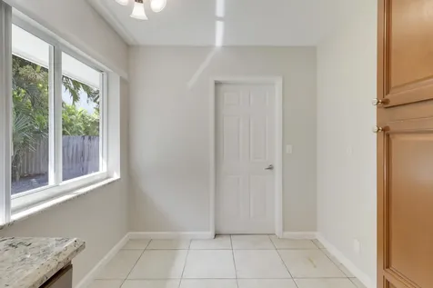 2620 NE 25th Street Lighthouse Point FL 33064