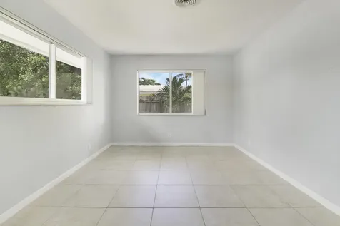 2620 NE 25th Street Lighthouse Point FL 33064