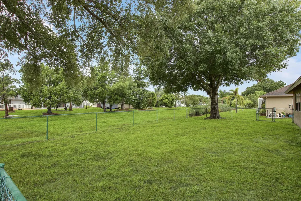 1198 SE Petunia Avenue Port St Lucie FL 34952