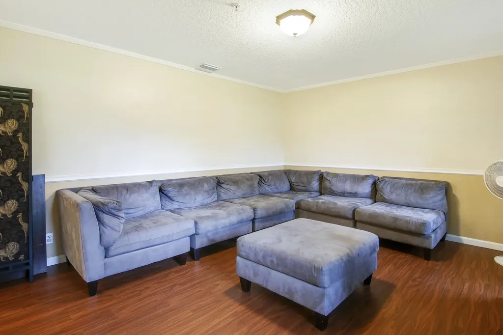 1198 SE Petunia Avenue Port St Lucie FL 34952