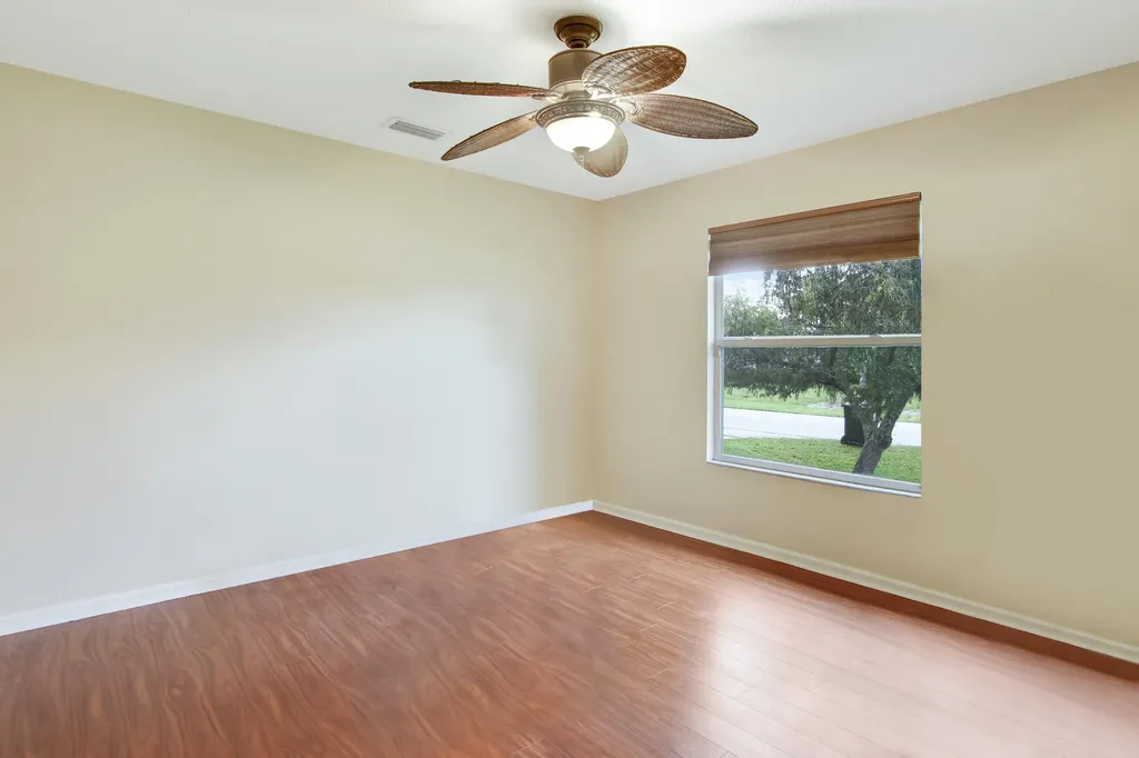 1198 SE Petunia Avenue Port St Lucie FL 34952