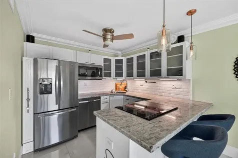 2900 NE 30th Street Fort Lauderdale FL 33306