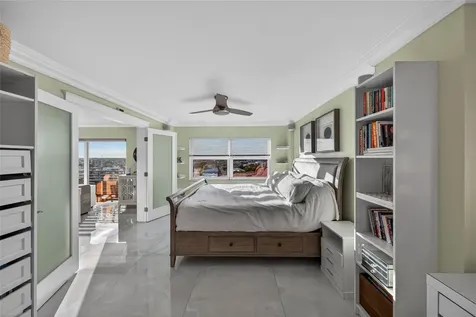 2900 NE 30th Street Fort Lauderdale FL 33306