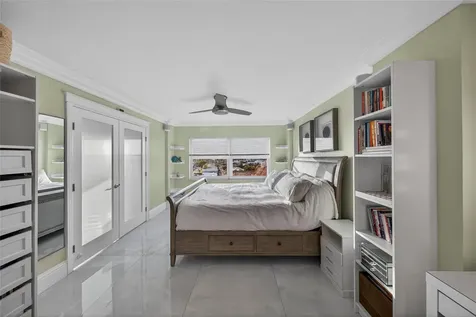2900 NE 30th Street Fort Lauderdale FL 33306