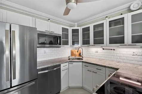 2900 NE 30th Street Fort Lauderdale FL 33306