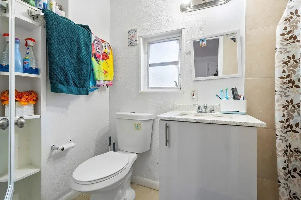 921 43rd Street West Palm Beach FL 33407