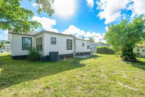 921 43rd Street West Palm Beach FL 33407