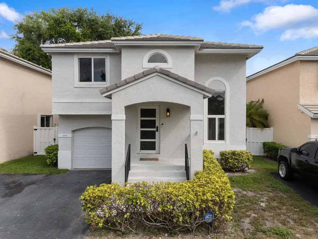 9859 NW 2nd Street Plantation FL 33324