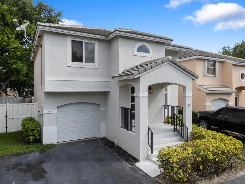 9859 NW 2nd Street Plantation FL 33324