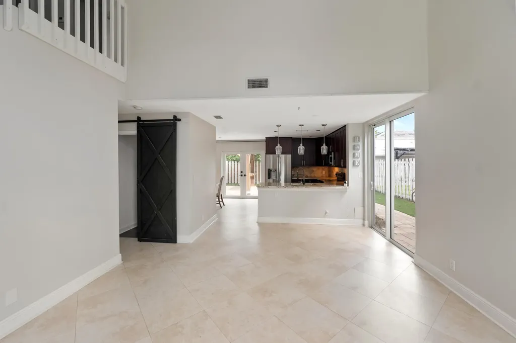 9859 NW 2nd Street Plantation FL 33324
