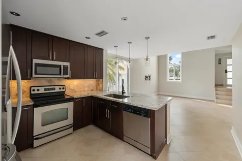 9859 NW 2nd Street Plantation FL 33324
