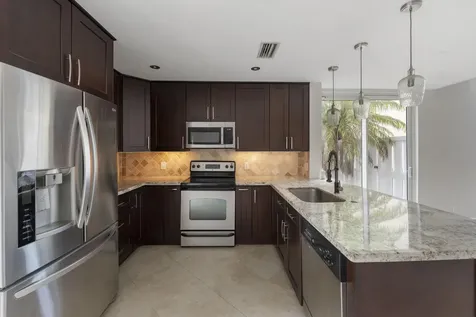 9859 NW 2nd Street Plantation FL 33324
