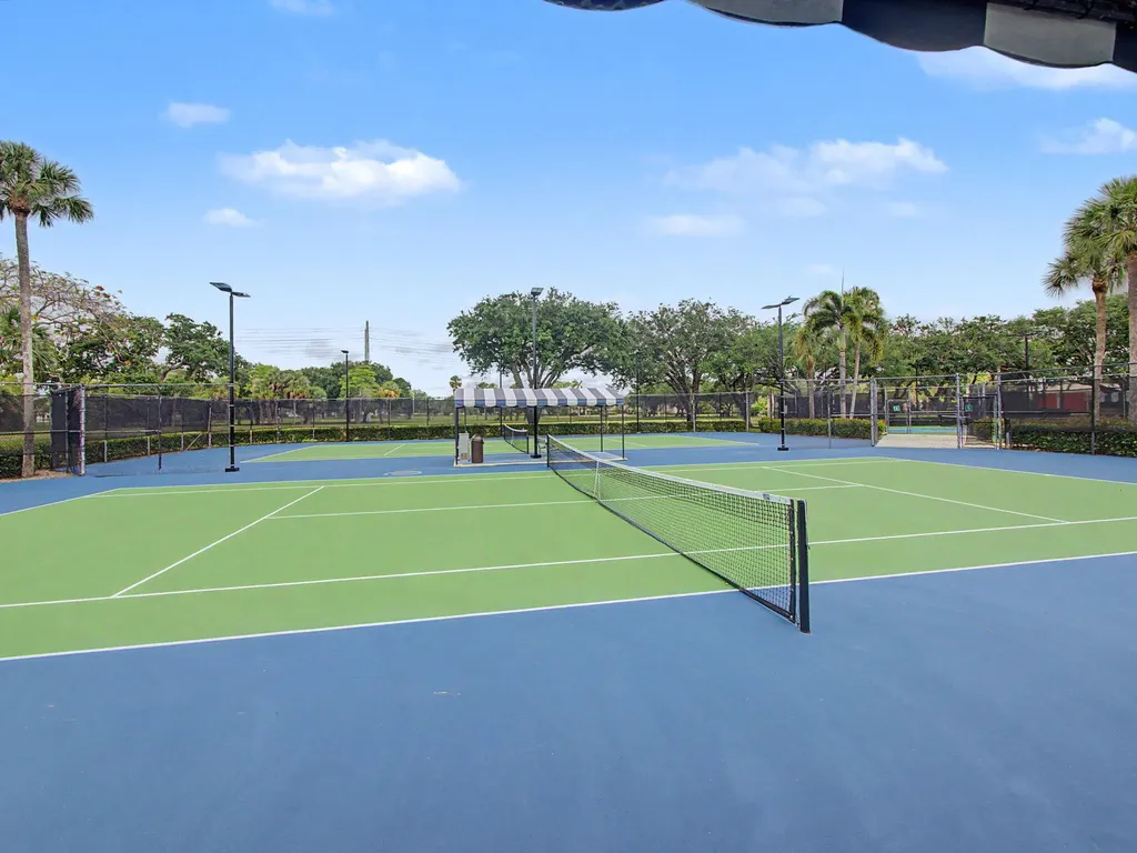 2631 Mohawk Circle West Palm Beach FL 33409