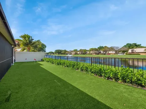 2631 Mohawk Circle West Palm Beach FL 33409
