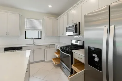 471 SE Vallarta Drive Port St Lucie FL 34984