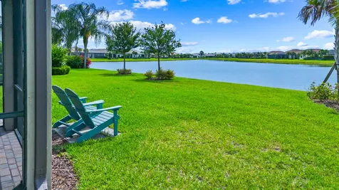 471 SE Vallarta Drive Port St Lucie FL 34984