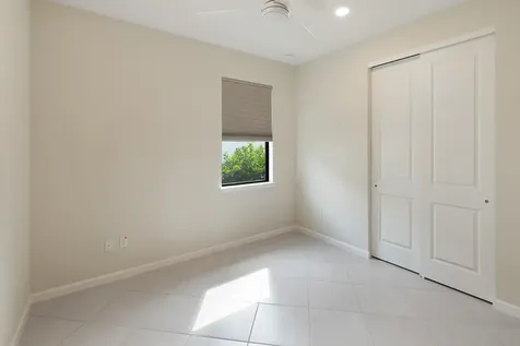 471 SE Vallarta Drive Port St Lucie FL 34984
