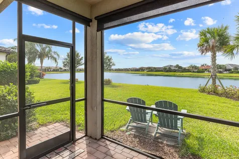 471 SE Vallarta Drive Port St Lucie FL 34984