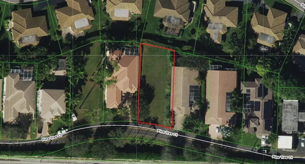 437 Pine Tree Court Atlantis FL 33462