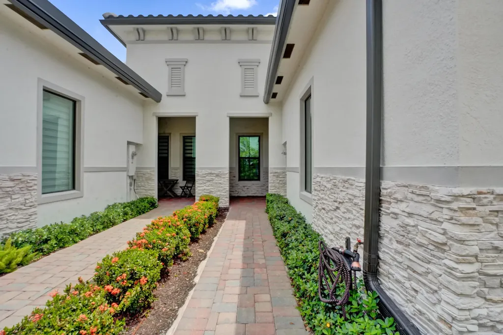8334 W Blue Spring Drive Parkland FL 33067