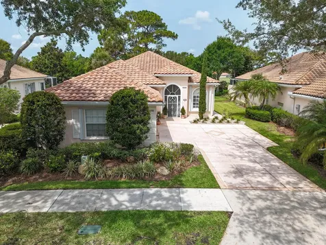 8268 SE Palm Hammock Lane Hobe Sound FL 33455