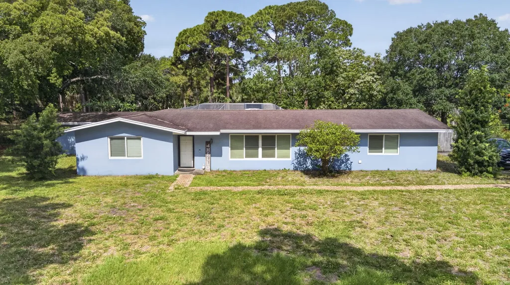8669 Nashua Drive Palm Beach Gardens FL 33418