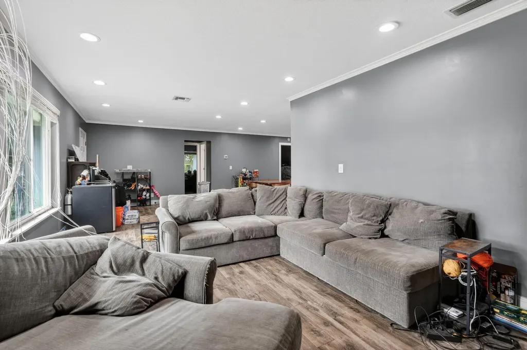 8669 Nashua Drive Palm Beach Gardens FL 33418