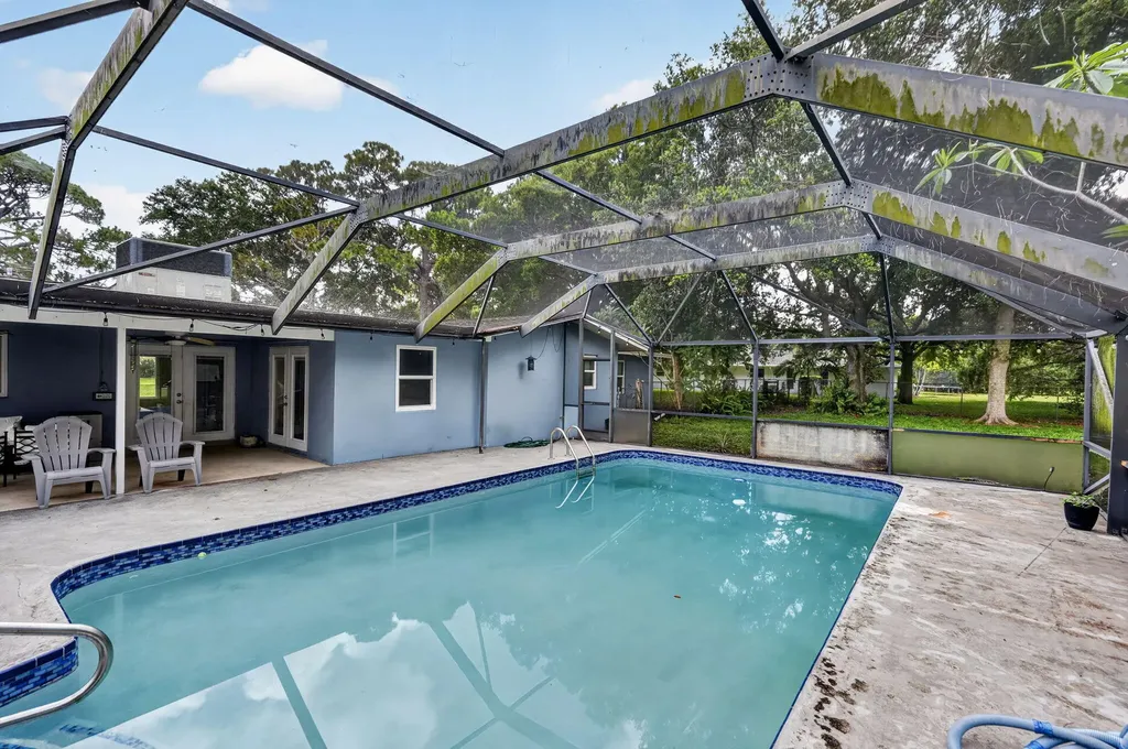 8669 Nashua Drive Palm Beach Gardens FL 33418