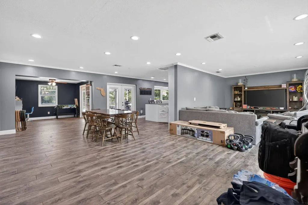 8669 Nashua Drive Palm Beach Gardens FL 33418