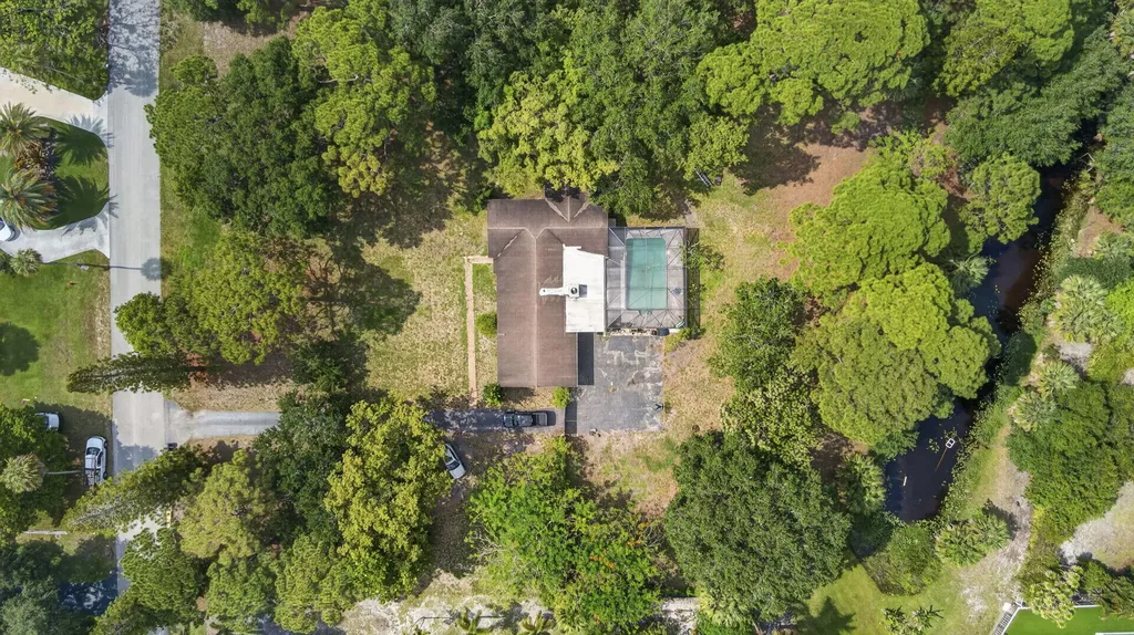 8669 Nashua Drive Palm Beach Gardens FL 33418