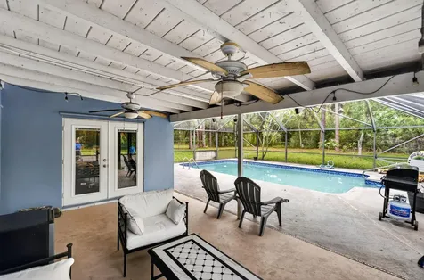 8669 Nashua Drive Palm Beach Gardens FL 33418