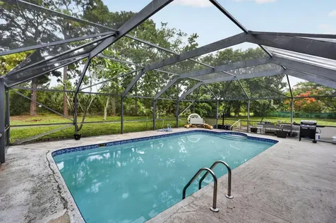 8669 Nashua Drive Palm Beach Gardens FL 33418