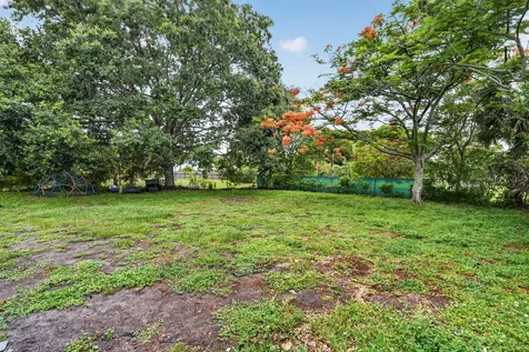 8669 Nashua Drive Palm Beach Gardens FL 33418
