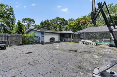 8669 Nashua Drive Palm Beach Gardens FL 33418