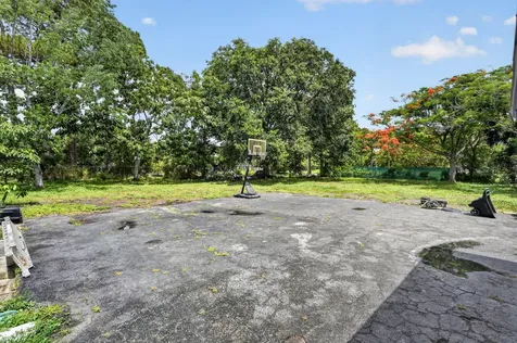 8669 Nashua Drive Palm Beach Gardens FL 33418