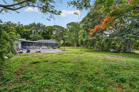 8669 Nashua Drive Palm Beach Gardens FL 33418