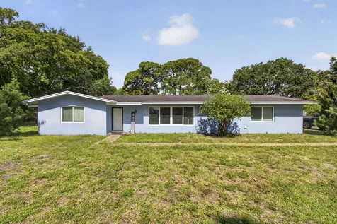 8669 Nashua Drive Palm Beach Gardens FL 33418
