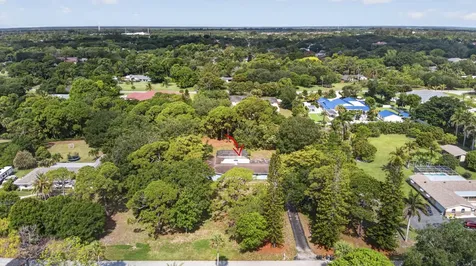 8669 Nashua Drive Palm Beach Gardens FL 33418