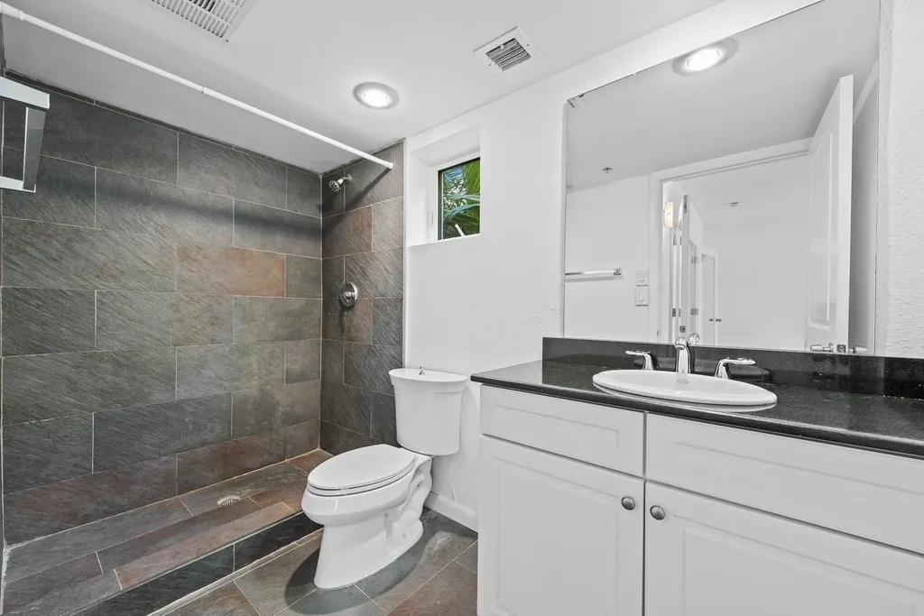 1490 SE 15th Street Fort Lauderdale FL 33316