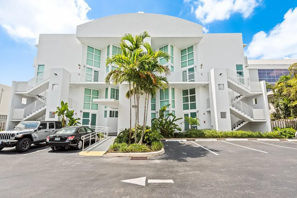 1490 SE 15th Street Fort Lauderdale FL 33316